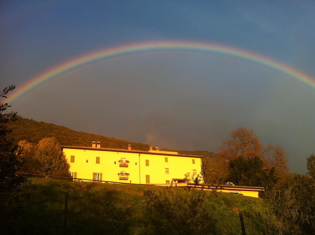 Agriturismo Villa Gabbiano Capodacqua  Eksteriør bilde